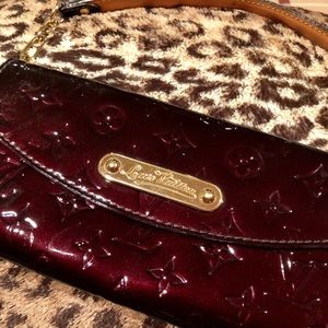 Louis Vuitton vernis clutch / wallet
